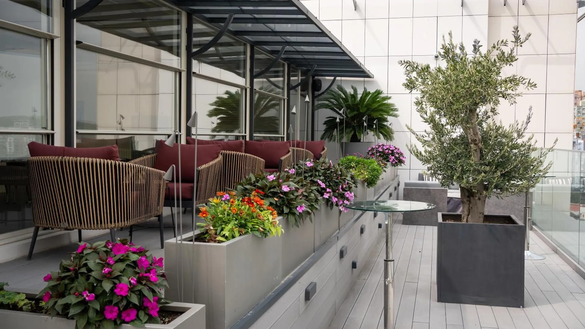 Four Points By Sheraton Istanbul Kagithane Отель