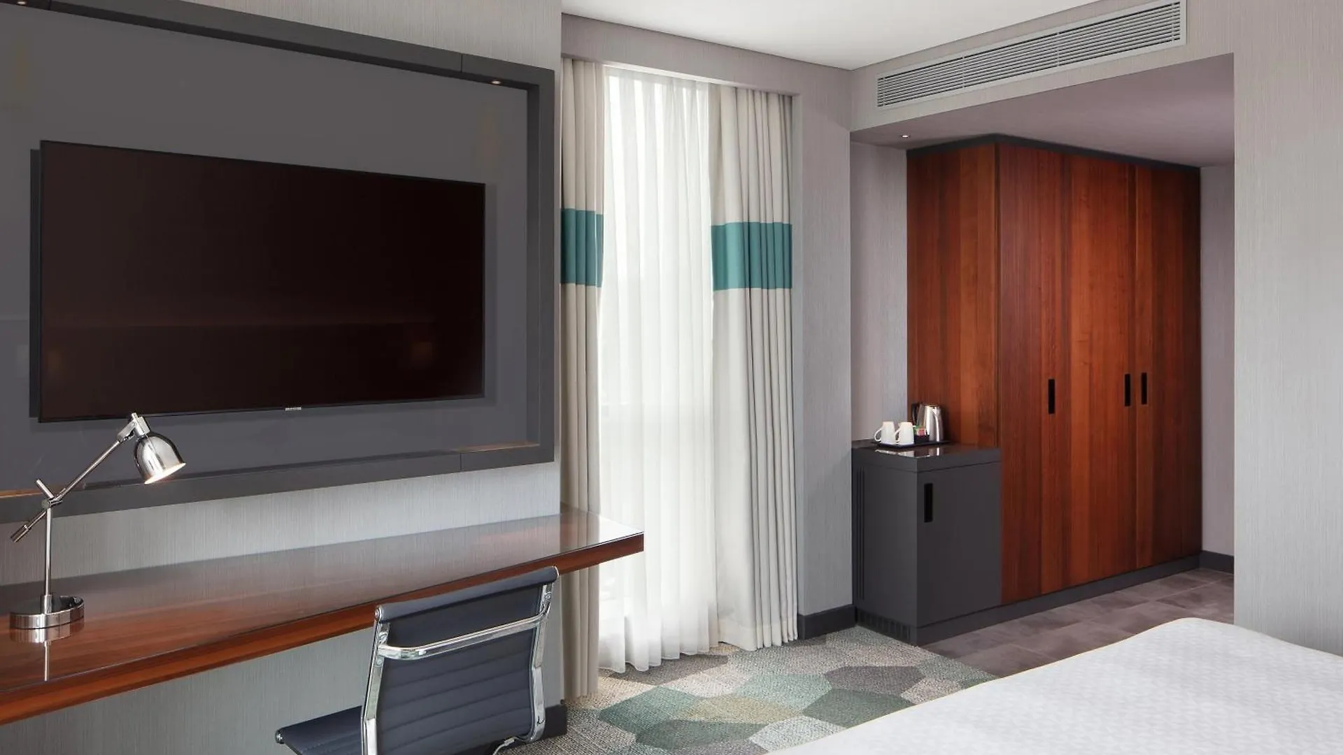 Four Points By Sheraton Istanbul Kagithane Hotel